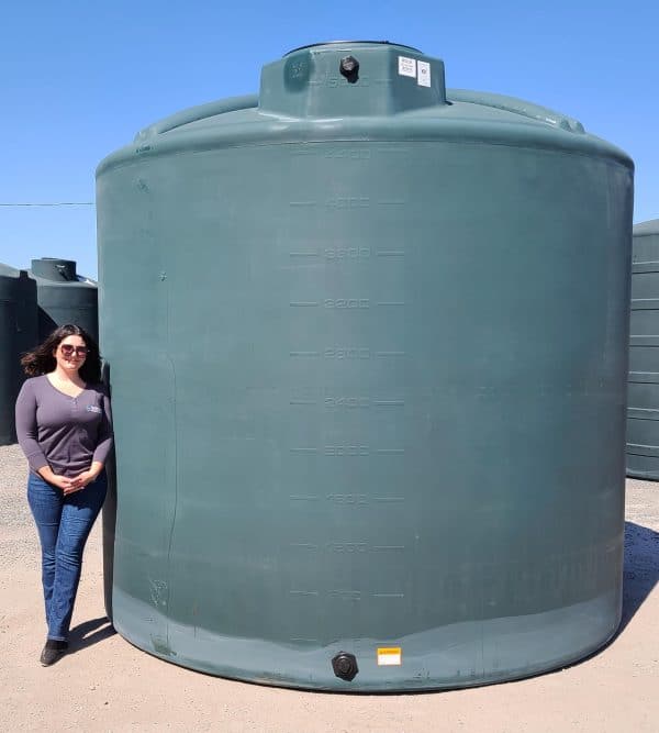 The image shows a 5,000-gallon vertical water storage tank with dimensions of 119 inches in diameter and 116 inches in height.