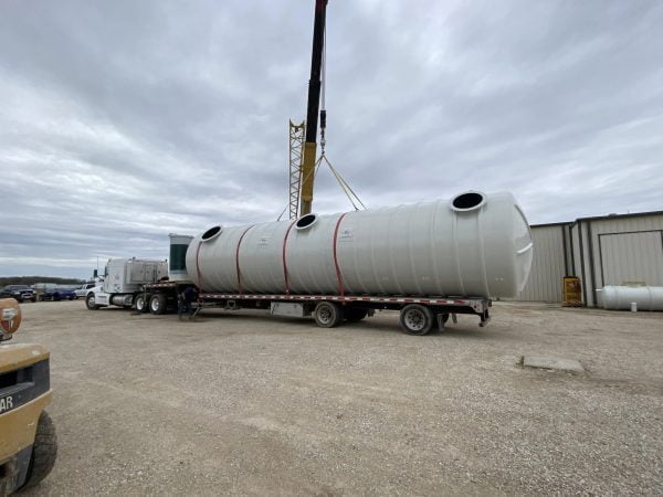 5000 Gallon Underground Fiberglass Tank - Diameter:  5 ft - Image 4